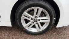 Toyota Corolla 1.8 VVT-i Hybrid Icon Tech 5dr CVT Hybrid Hatchback